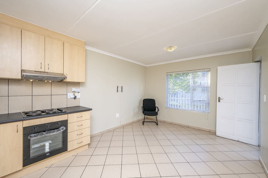 2 Bedroom Property for Sale in Buh Rein Estate Western Cape